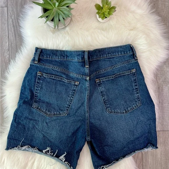 GAP | Cheeky Midi Denim Women's cut off distressed Shorts size 32/14 - Picture 2 of 5